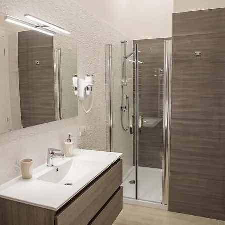 Gleda Deluxe Gasthof *