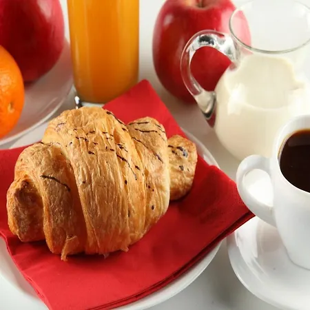 ゲストハウス Gleda Deluxe 3*