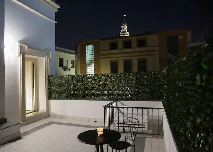 Gleda Deluxe בית הארחה פומפיי